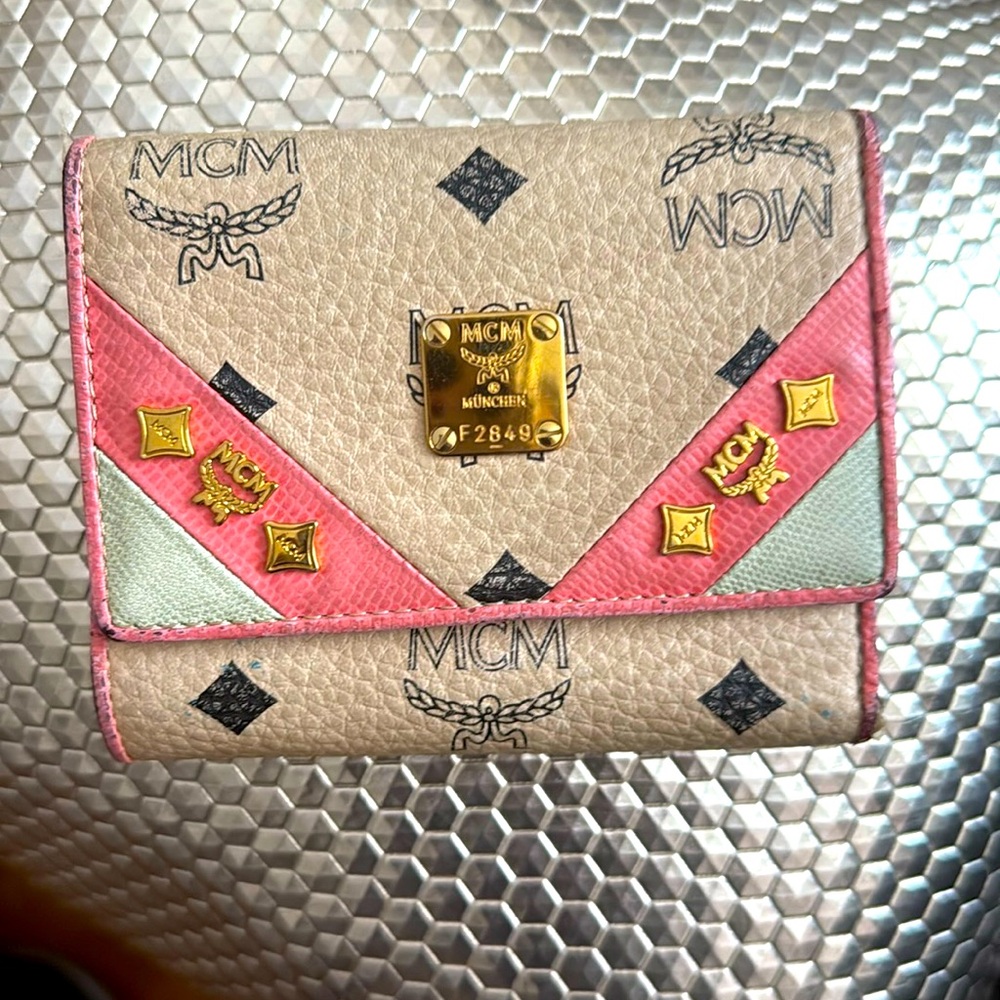 MCM Women's Beige and Coral Wallet
